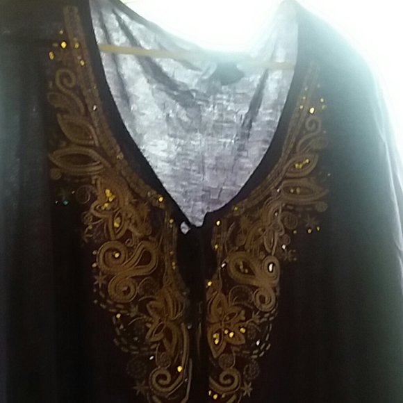 Plus size purple shirt - Picture 2 of 3